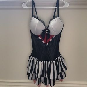Women’s Spirit Halloween Pirate Costume